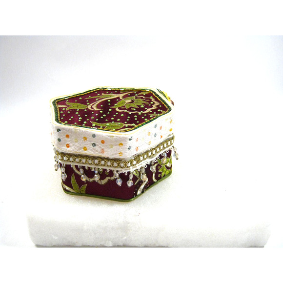 Keepsake Jewelry Trinket Box for Mementos Desk Items w/ Mini Journal + Potpourri - Picture 13 of 16